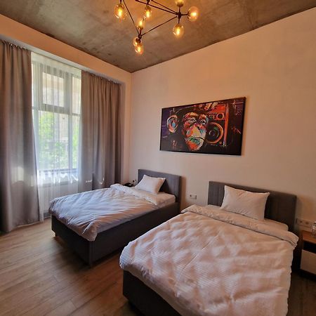 אלמטי Apart Hotel Loft מראה חיצוני תמונה