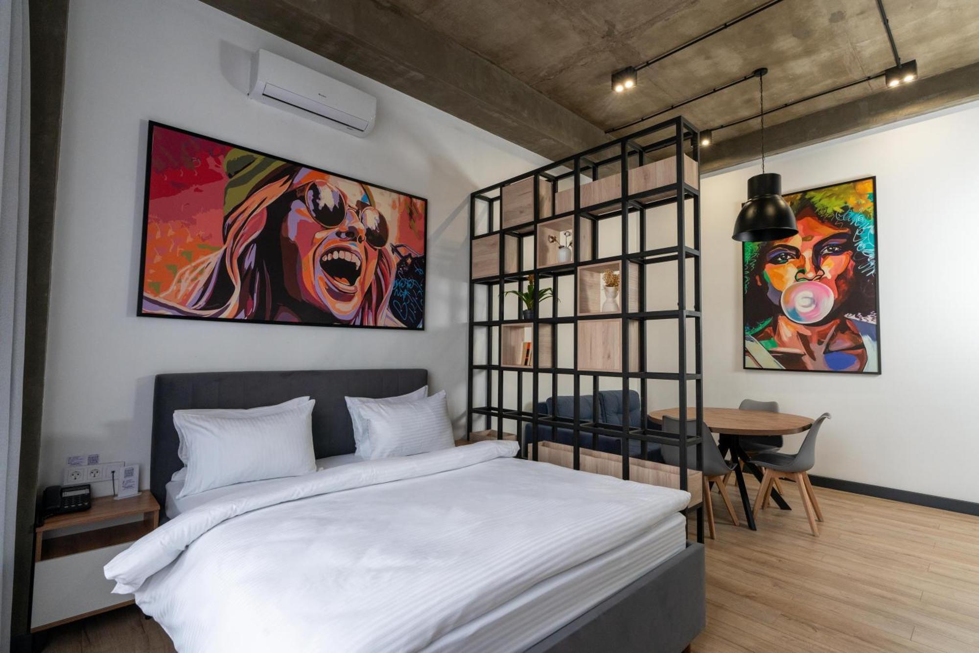 אלמטי Apart Hotel Loft מראה חיצוני תמונה